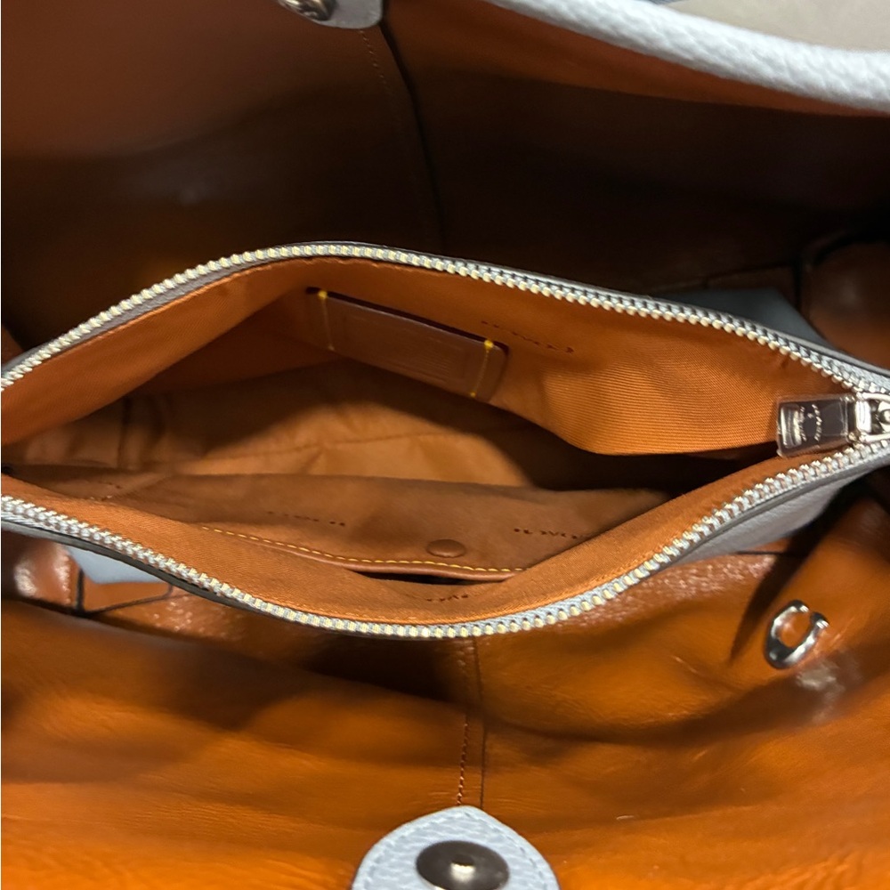 Authentic Coach Lana hobo bag- preowned - Picture 9 of 11